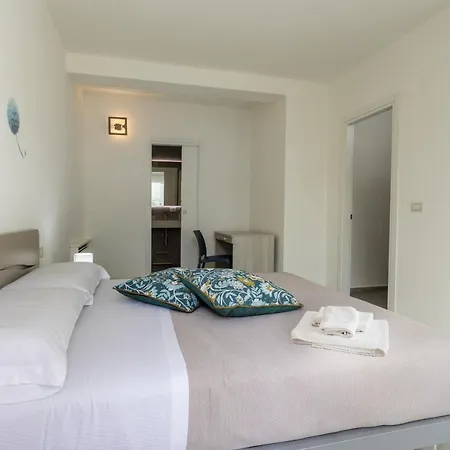 Isulatravel- Dimora Di Eos * נוטו