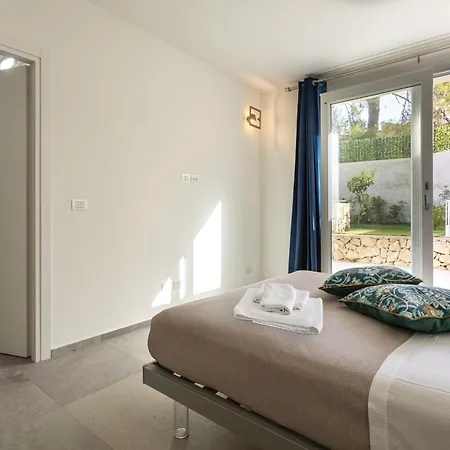 Isulatravel- Dimora Di Eos נוטו