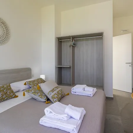 Isulatravel- Dimora Di Eos Villa *